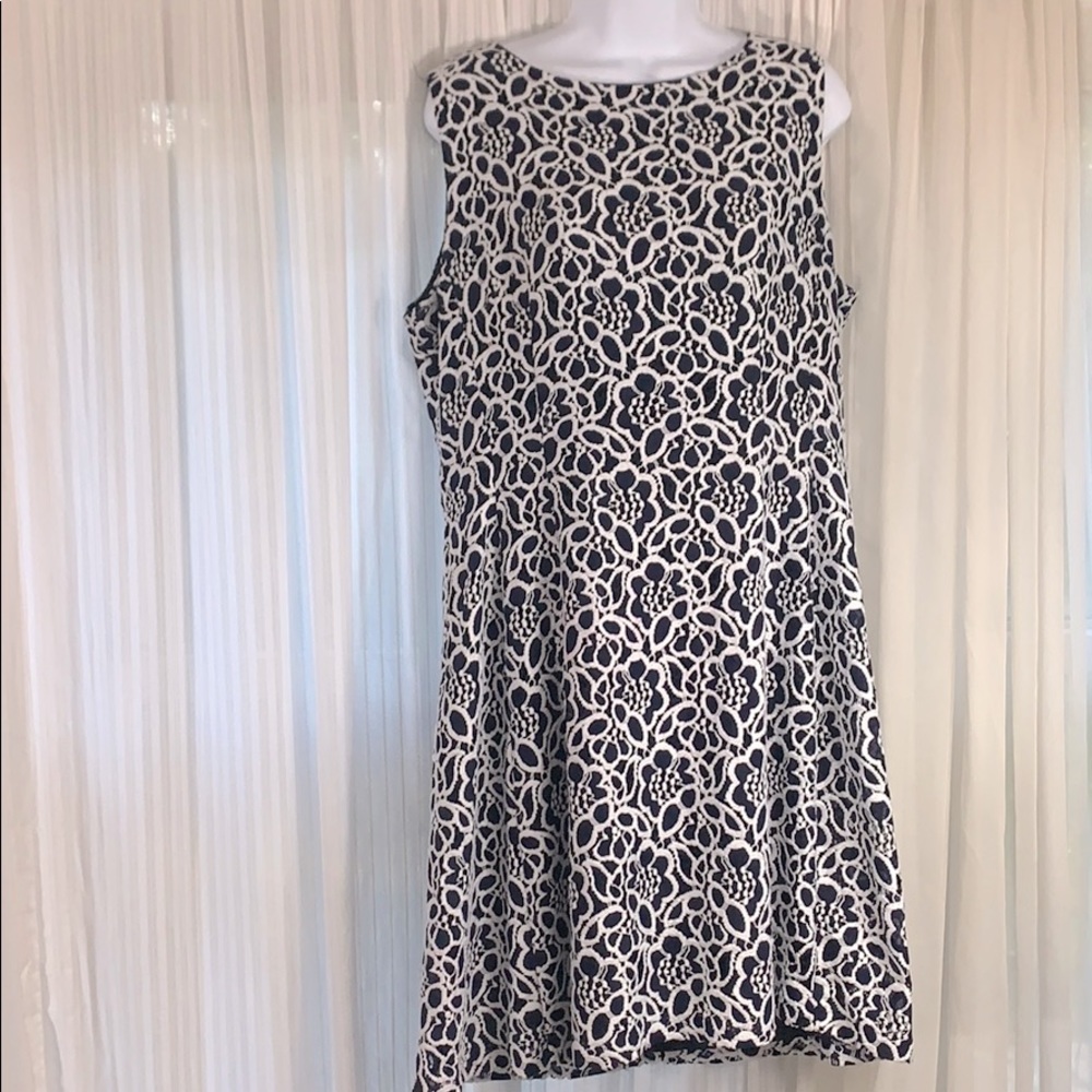 Eva Mendes Sleeveless Midi Dress